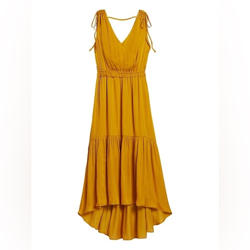 Elegant Yellow Sleeveless Dress